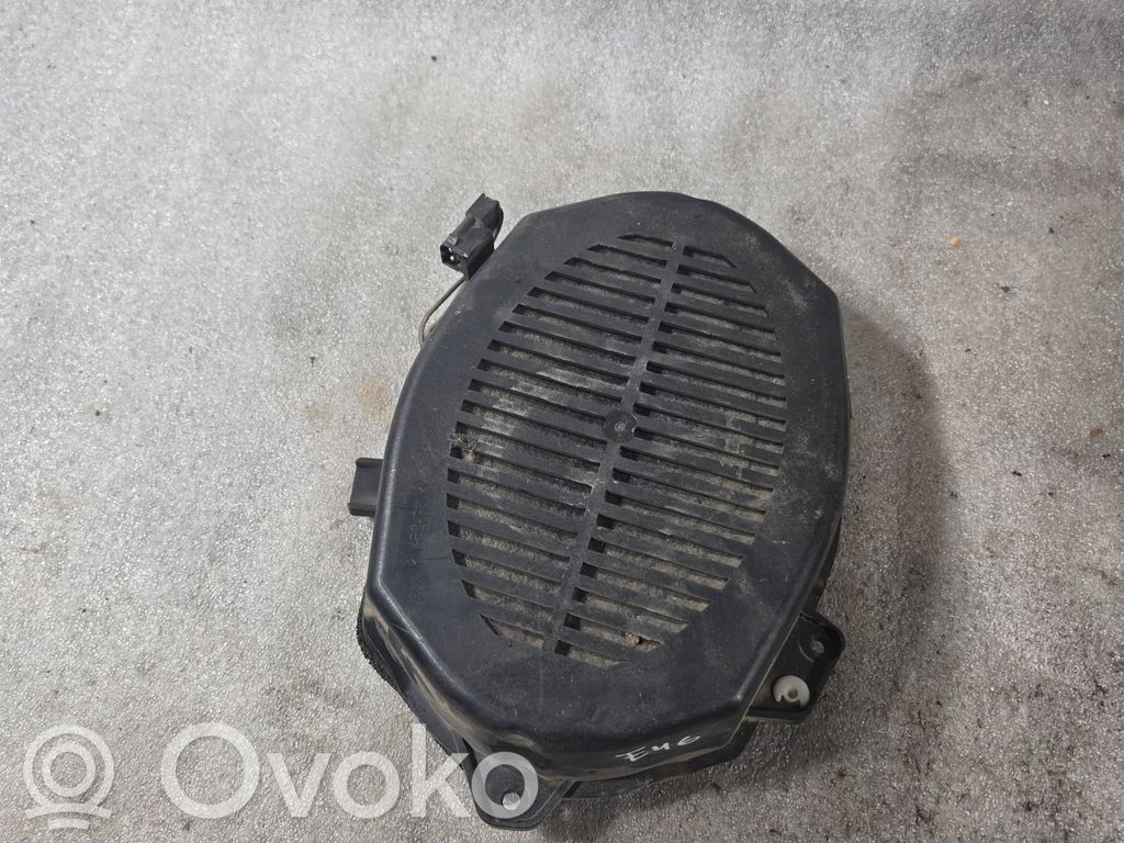 BMW 3 E46 Žemo dažnio garsiakalbis 