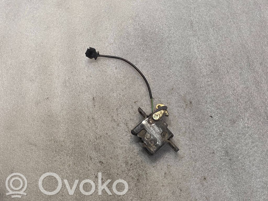 Audi 80 90 S2 B4 Tailgate/trunk/boot lock/catch/latch 