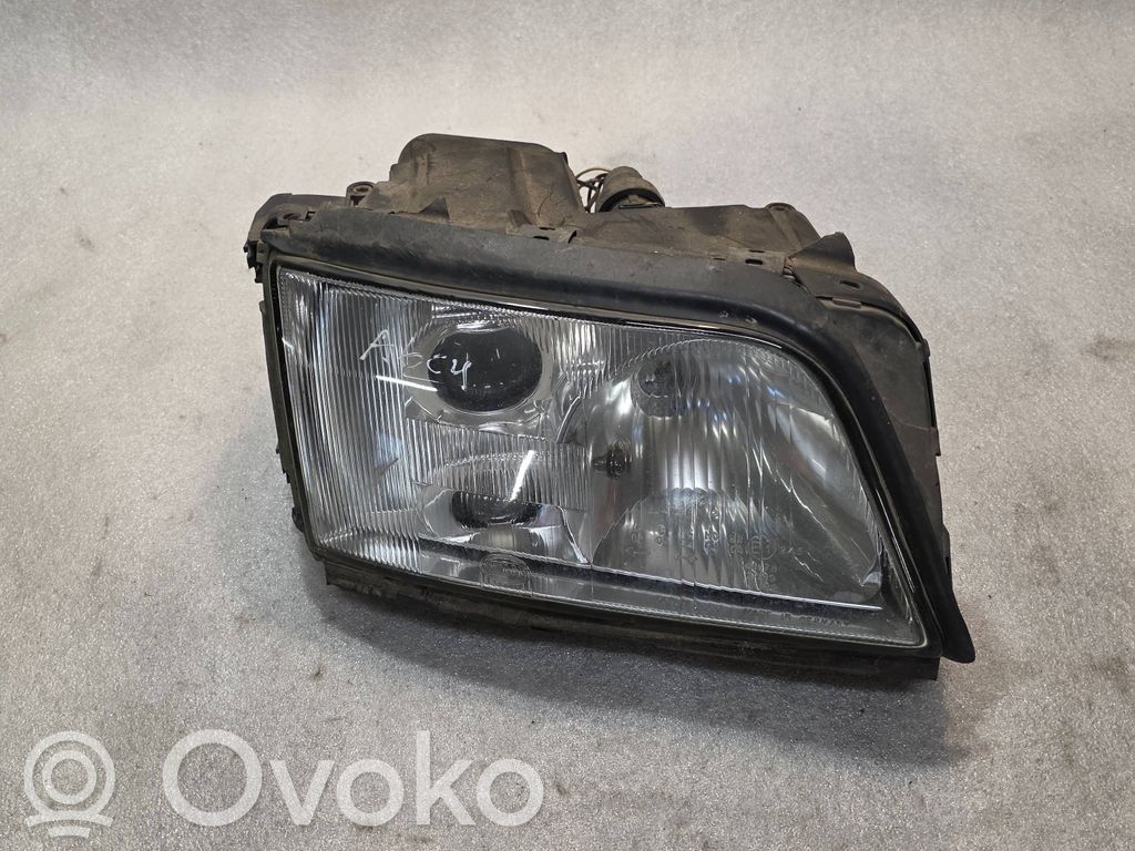 Audi A6 S6 C4 4A Scheinwerfer 
