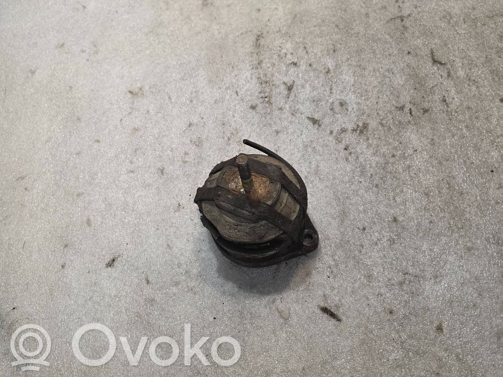 Audi A8 S8 D2 4D Gearbox mount 