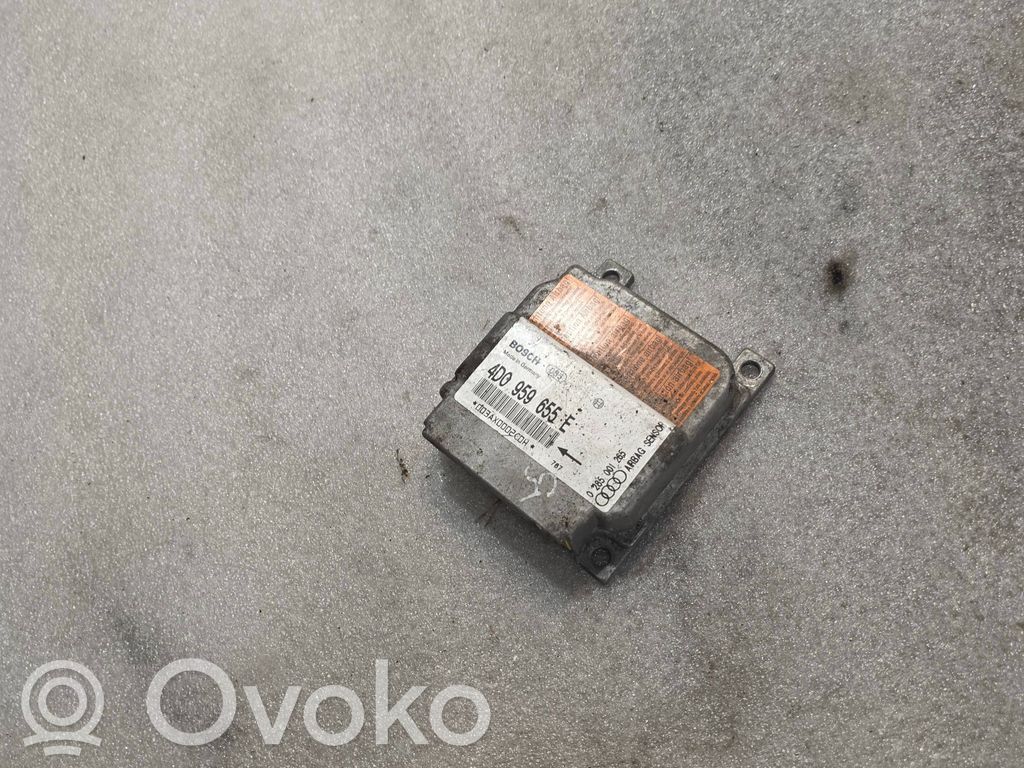 Audi A8 S8 D2 4D Airbag control unit/module 