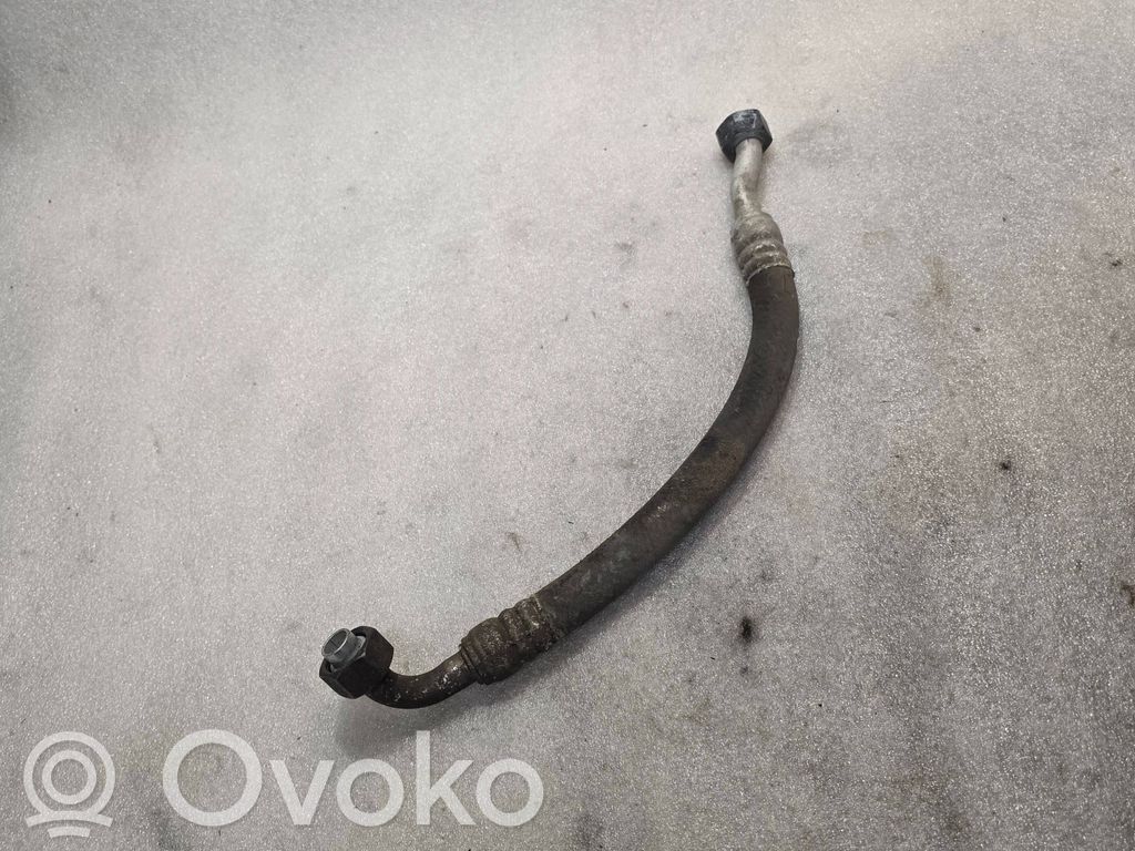 Ilmastointilaitteen putki (A/C)