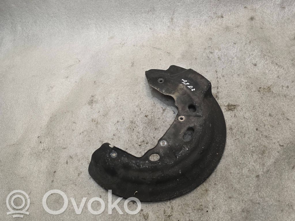 Audi A8 S8 D3 4E Cubierta antipolvo del disco de freno delantero 