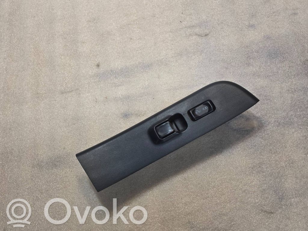 Opel Frontera B Electric window control switch 