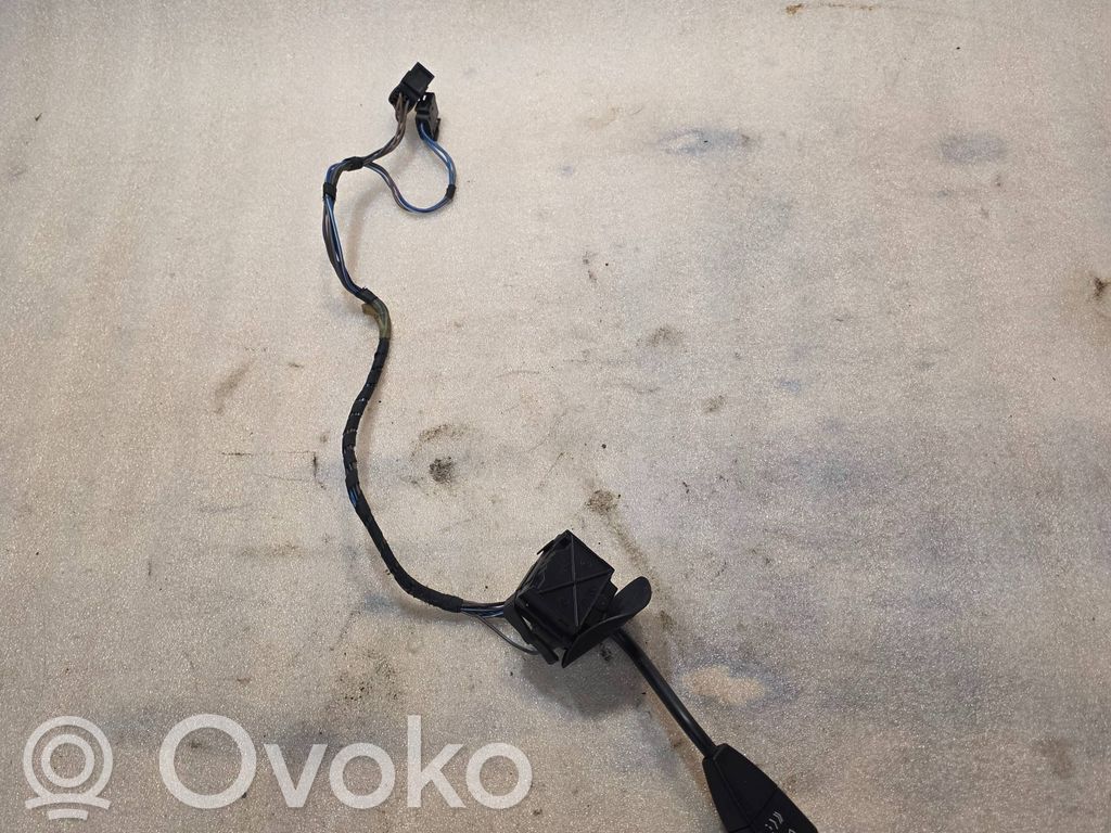 BMW 5 E34 Valytuvų rankenėlė 
