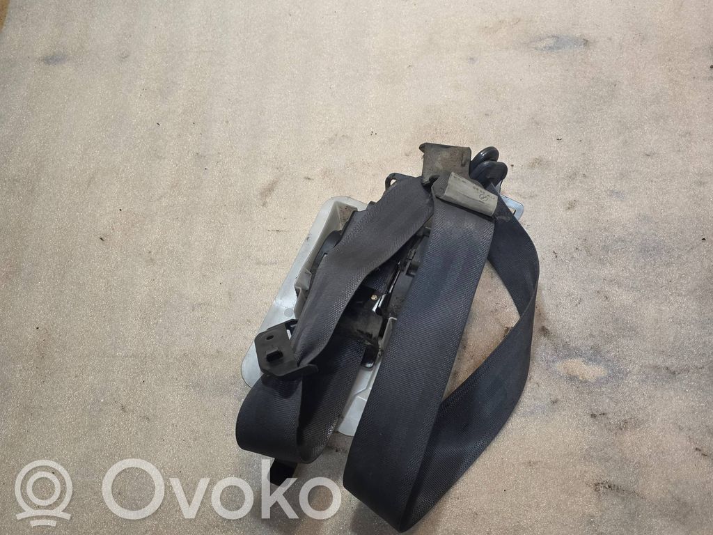 Mitsubishi Pajero Front seatbelt 