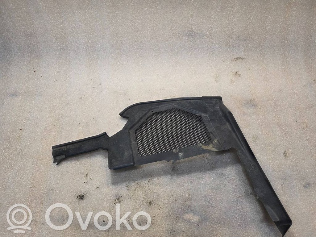 Audi A8 S8 D2 4D Inne części komory silnika 