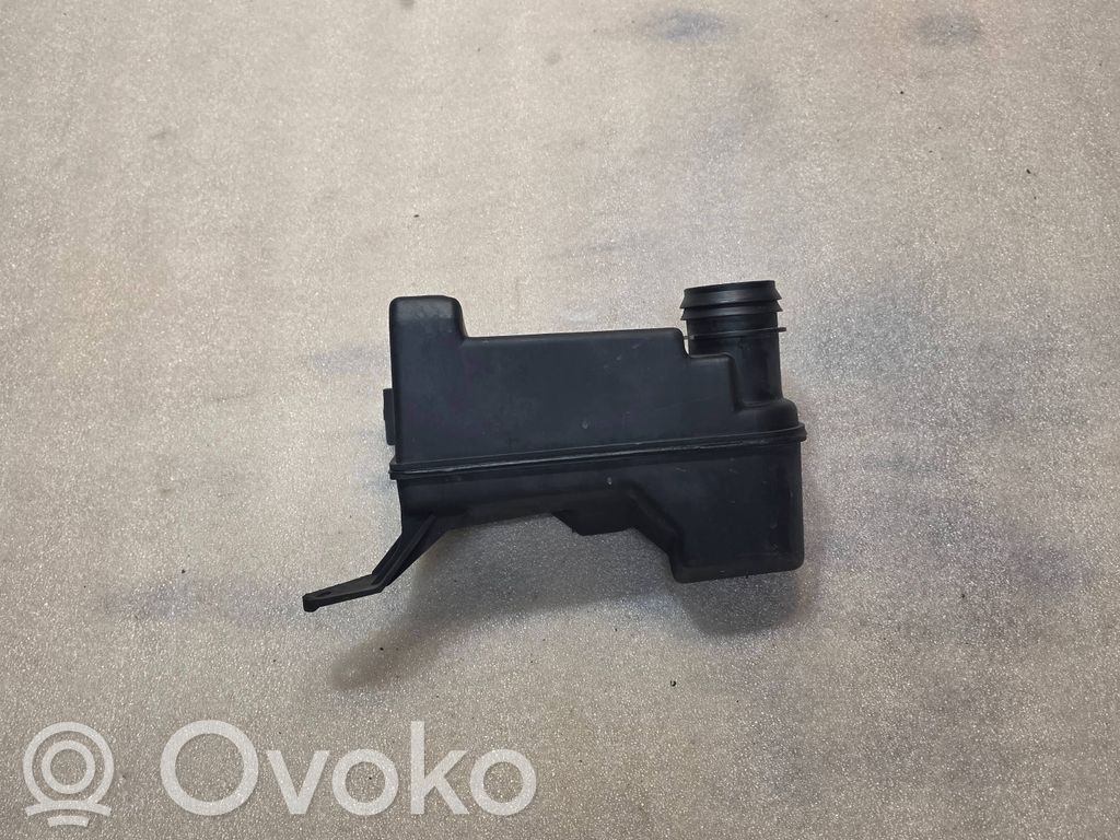 BMW 7 E38 Ansaugdämpfer Resonator 