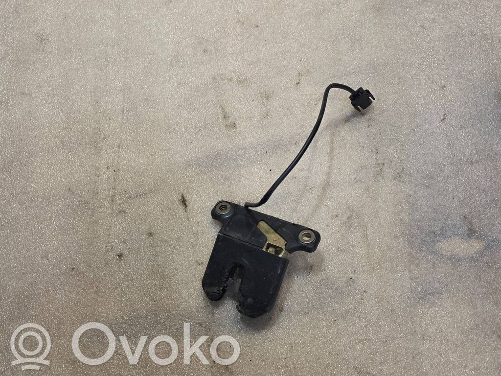 Tailgate/trunk/boot lock/catch/latch   827505
