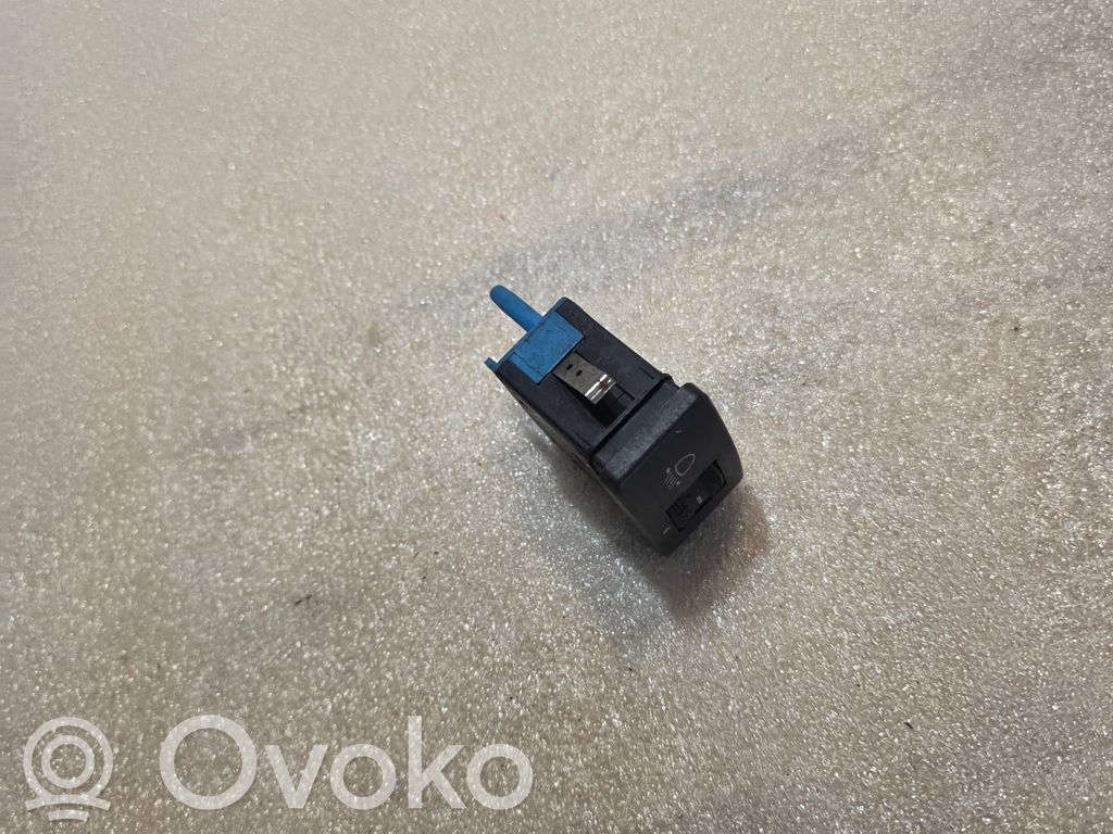Headlight level height control switch   4D0941301A