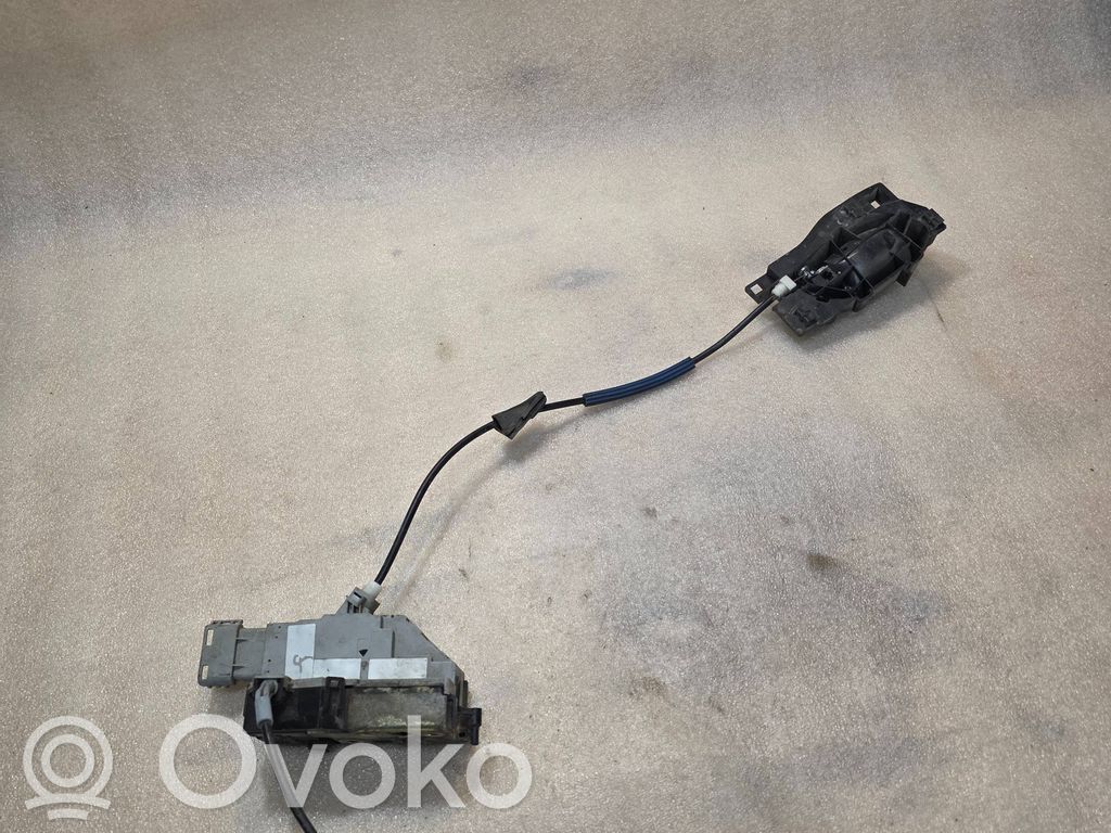 Citroen C4 I Takaoven lukko 
