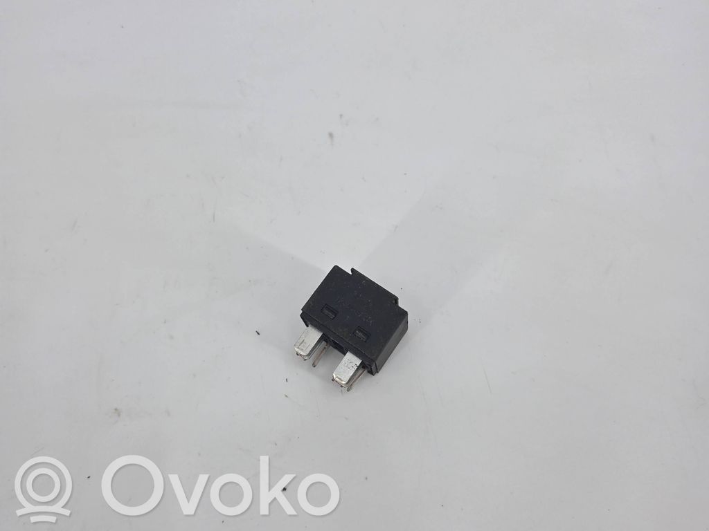 Volvo XC90 Alte relee 