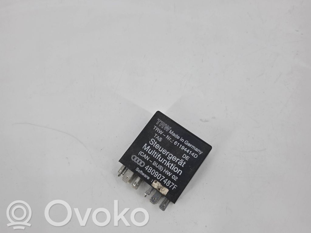 Audi A8 S8 D2 4D Autres relais 