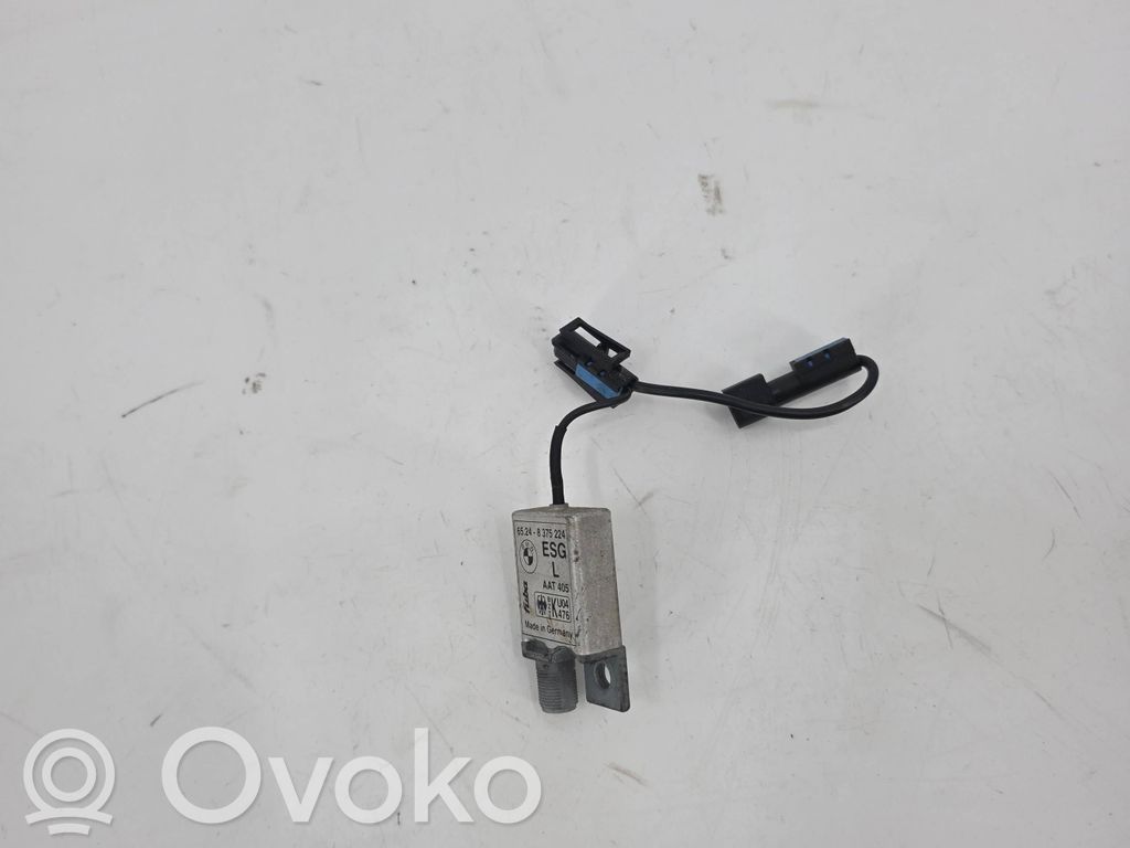 BMW 7 E38 Antenos stiprintuvas 