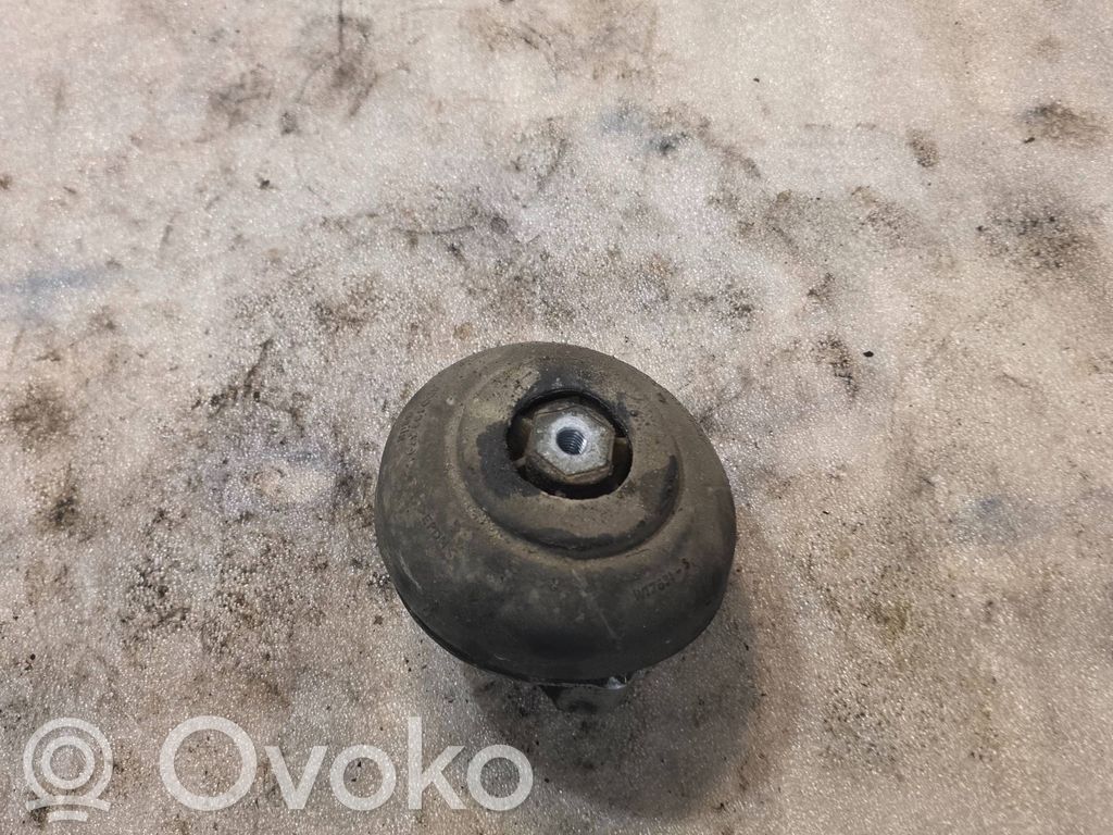 Audi A8 S8 D2 4D Engine mount bracket 