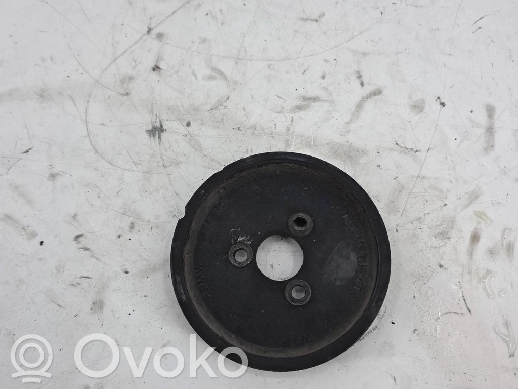 BMW 7 E38 Power steering pump pulley 