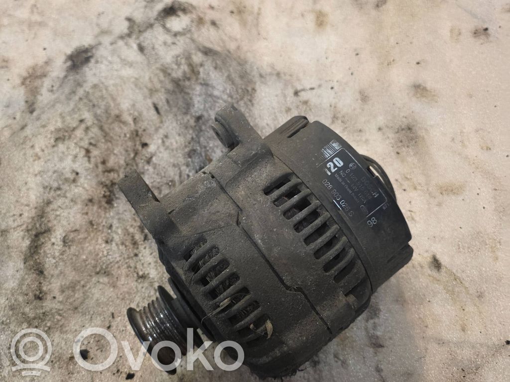 Volkswagen PASSAT B4 Generator/alternator 