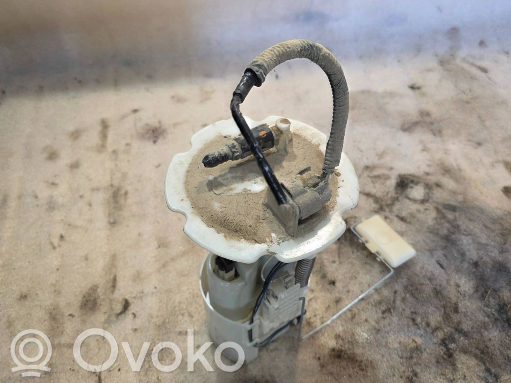 Polttoainesäiliön pumppu