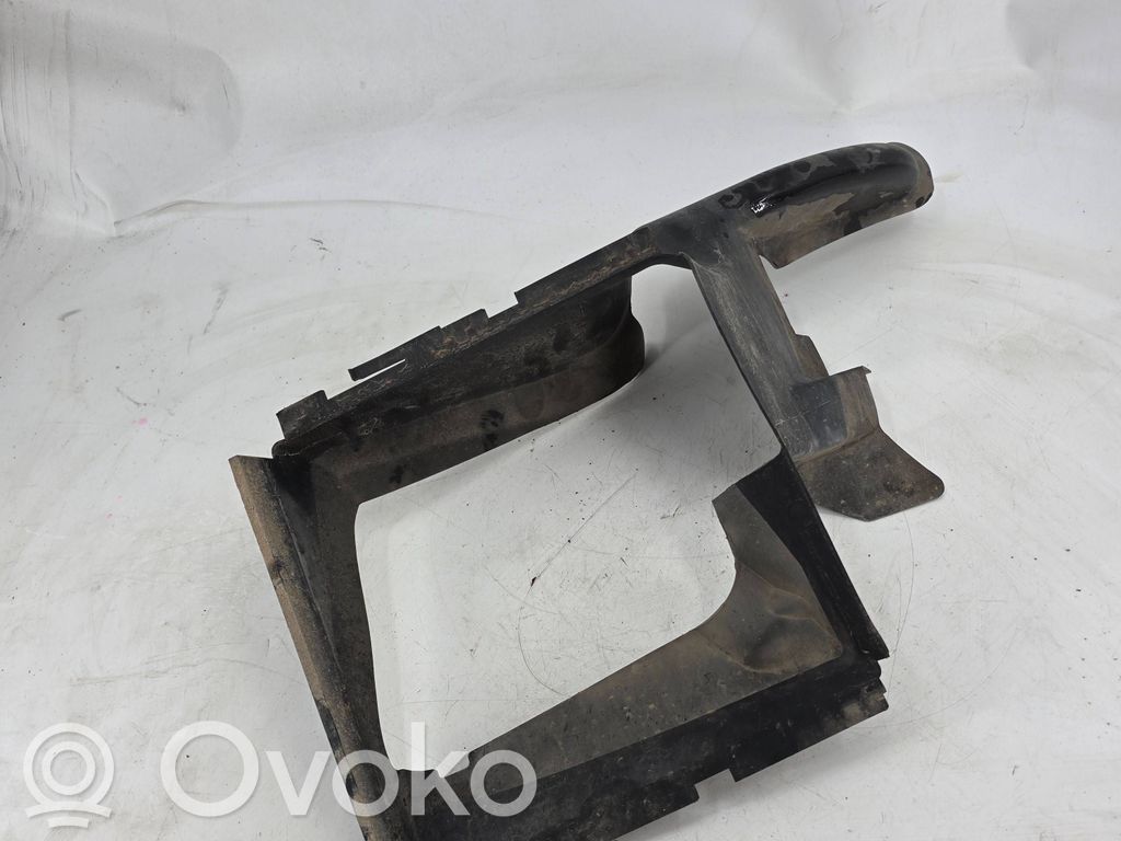 Audi Q7 4L Guía de aire del intercooler 