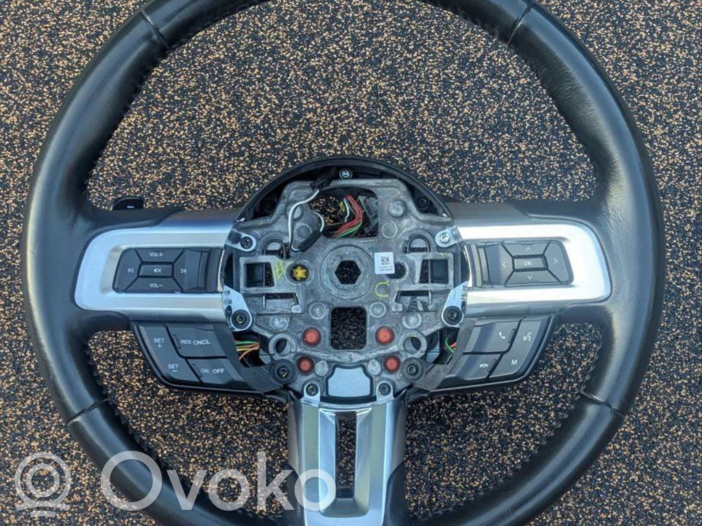 Ford Mustang VI Ohjauspyörä 
