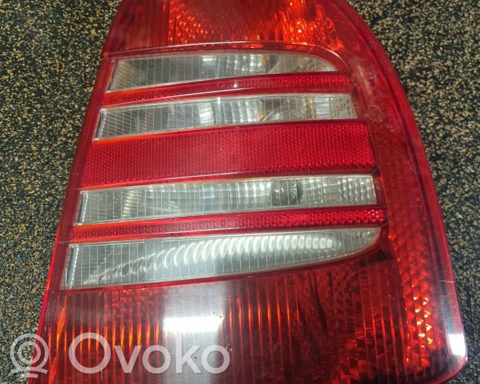 Skoda Superb B5 (3U) Lampă spate în caroserie 