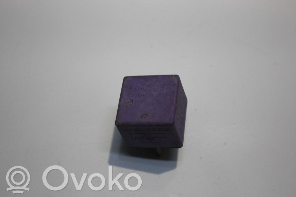Otros relés   03525