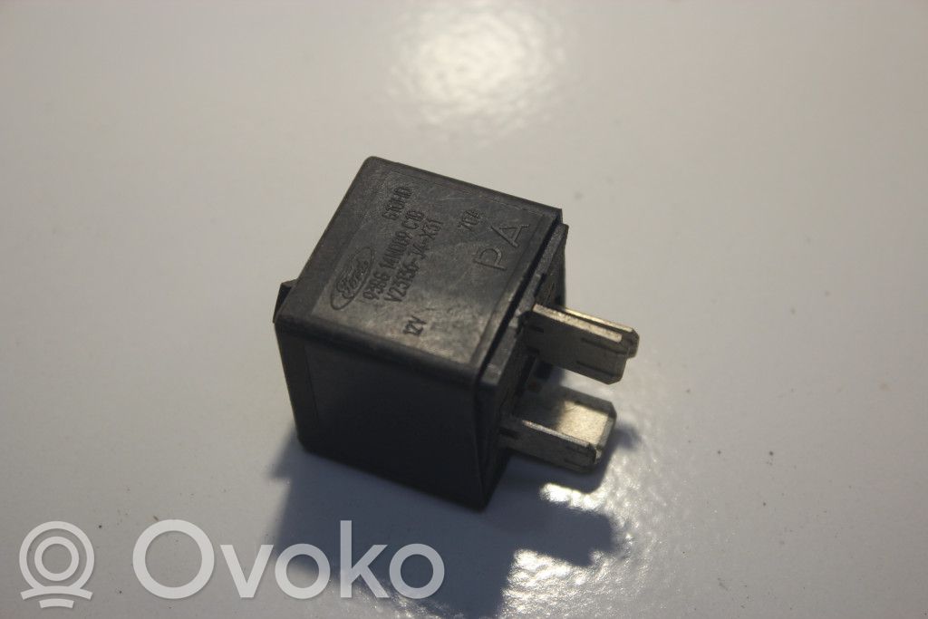 Ford Mondeo MK II Otros relés 