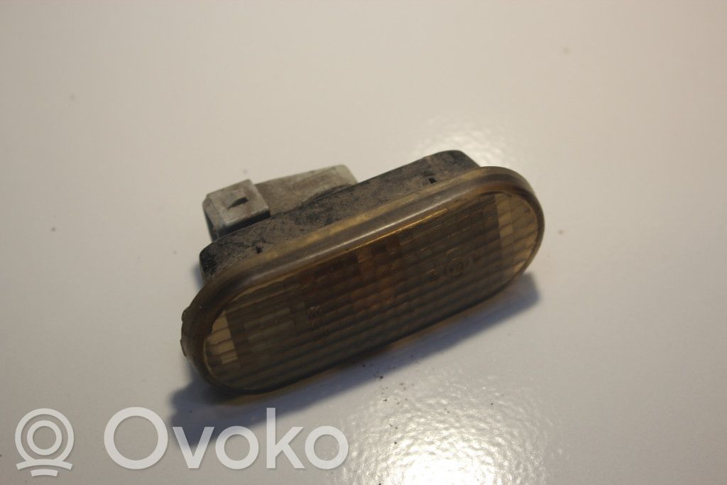 Volkswagen Vento Seitenblinker 