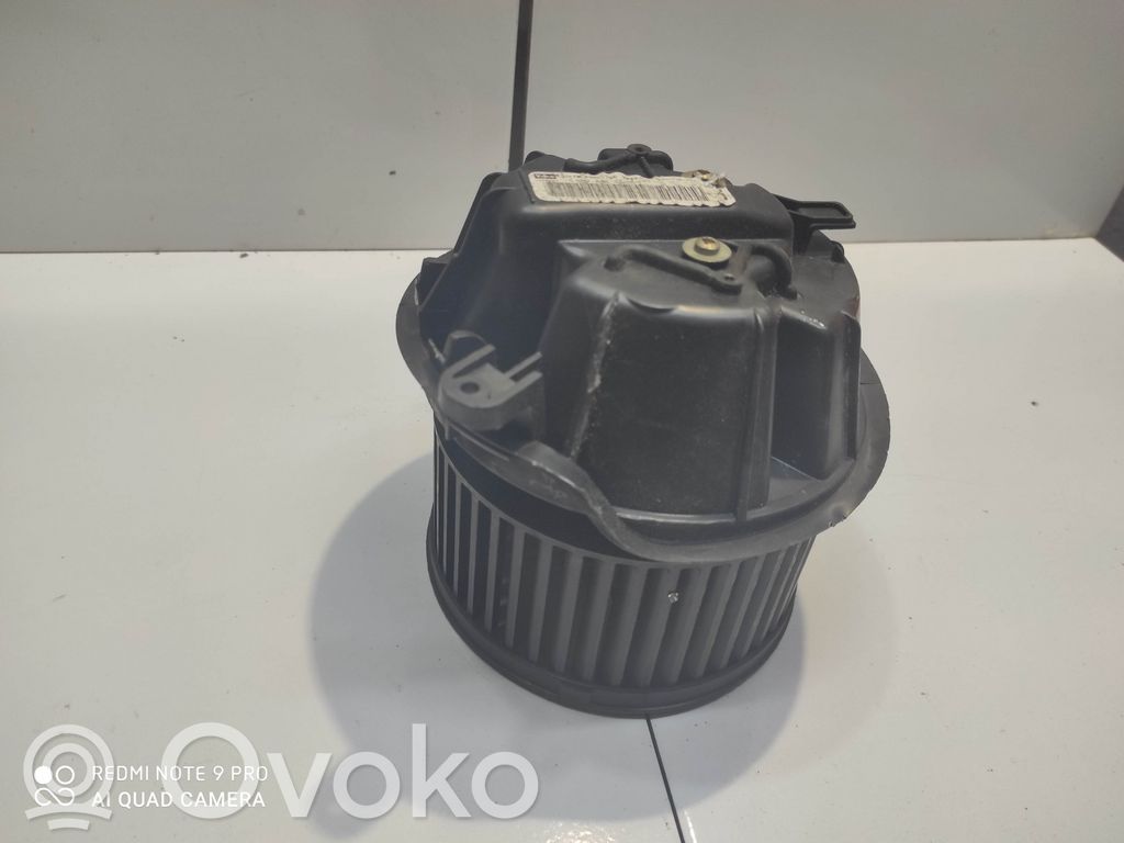 Citroen C3 Lämmittimen puhallin 