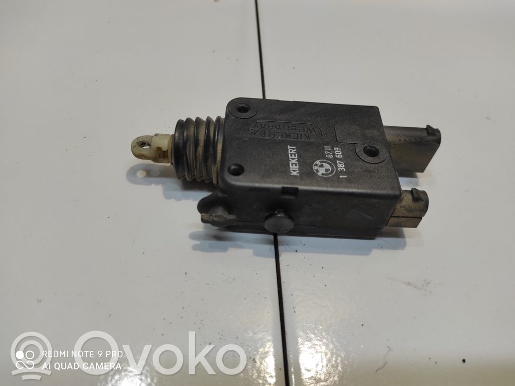 Central locking motor   67111387609