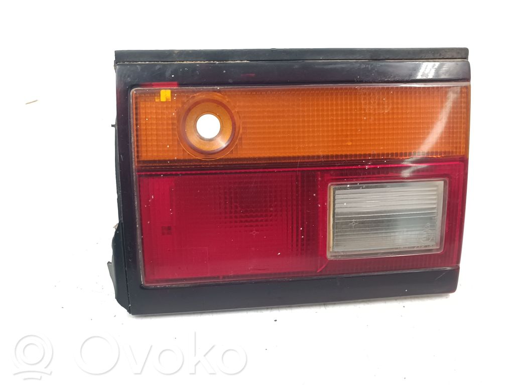 Tailgate rear/tail lights