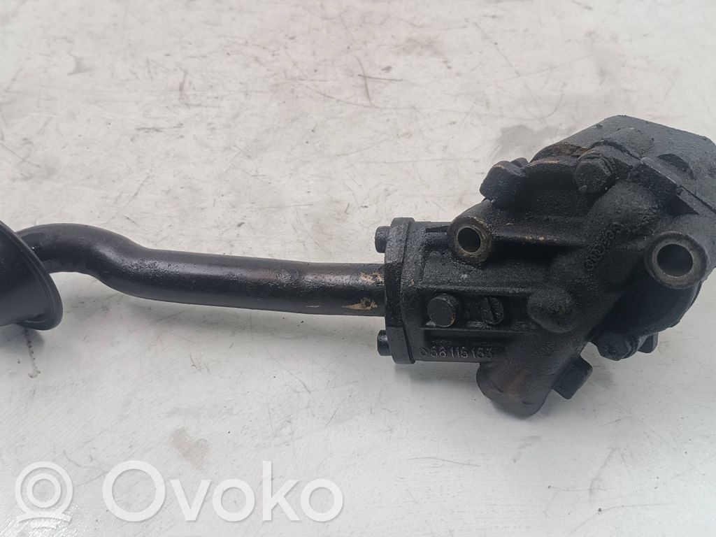 Audi A4 S4 B5 8D Bomba de aceite 