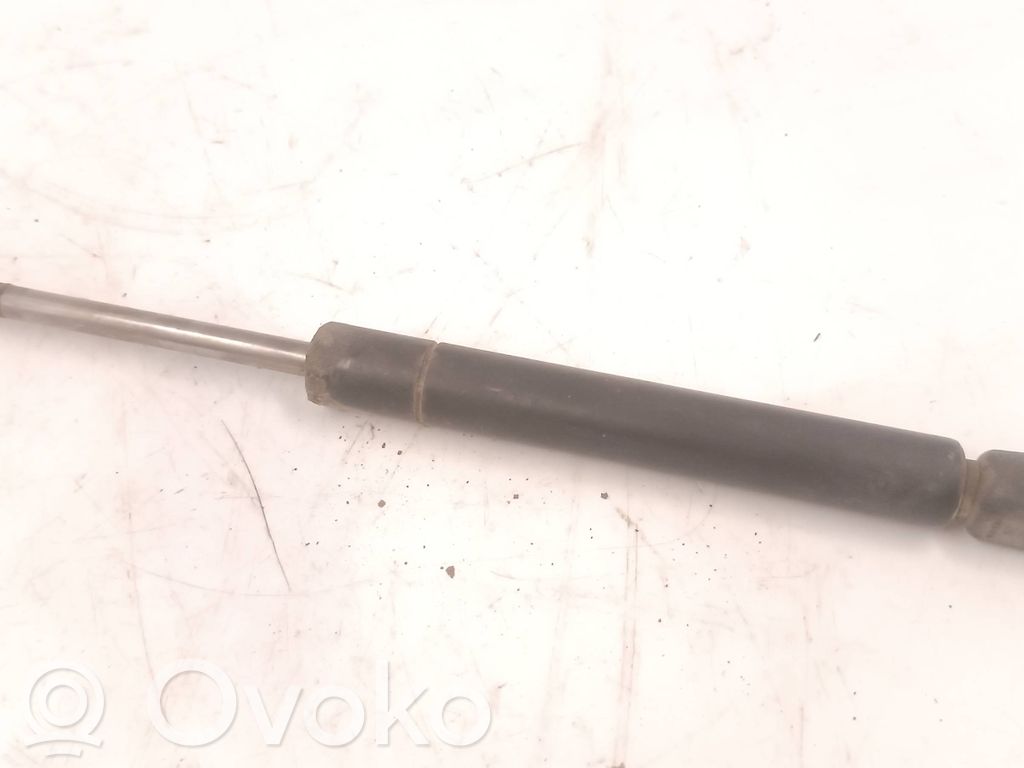 Volkswagen Bora Amortizor hayon 