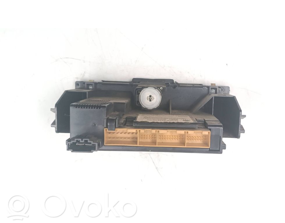 Audi A6 S6 C5 4B Climate control unit 