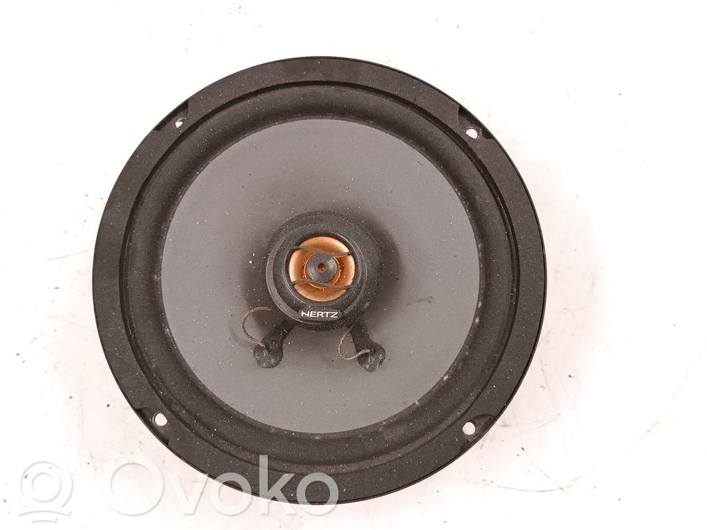 Altavoz de la puerta delantera