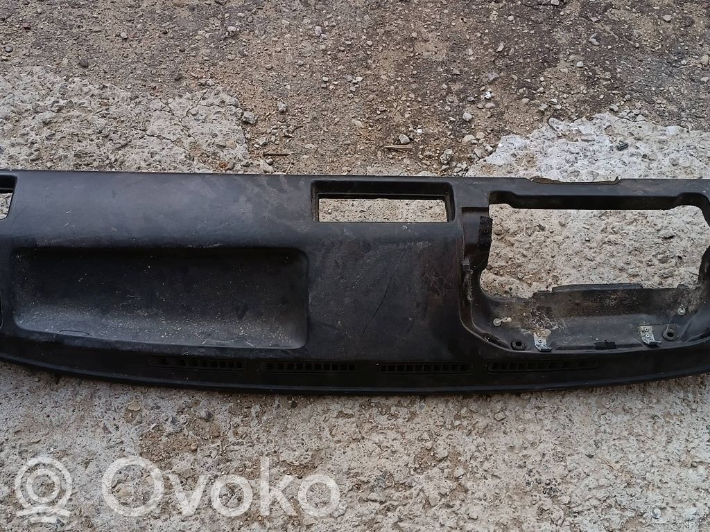 Audi 80 90 B2 Панель 