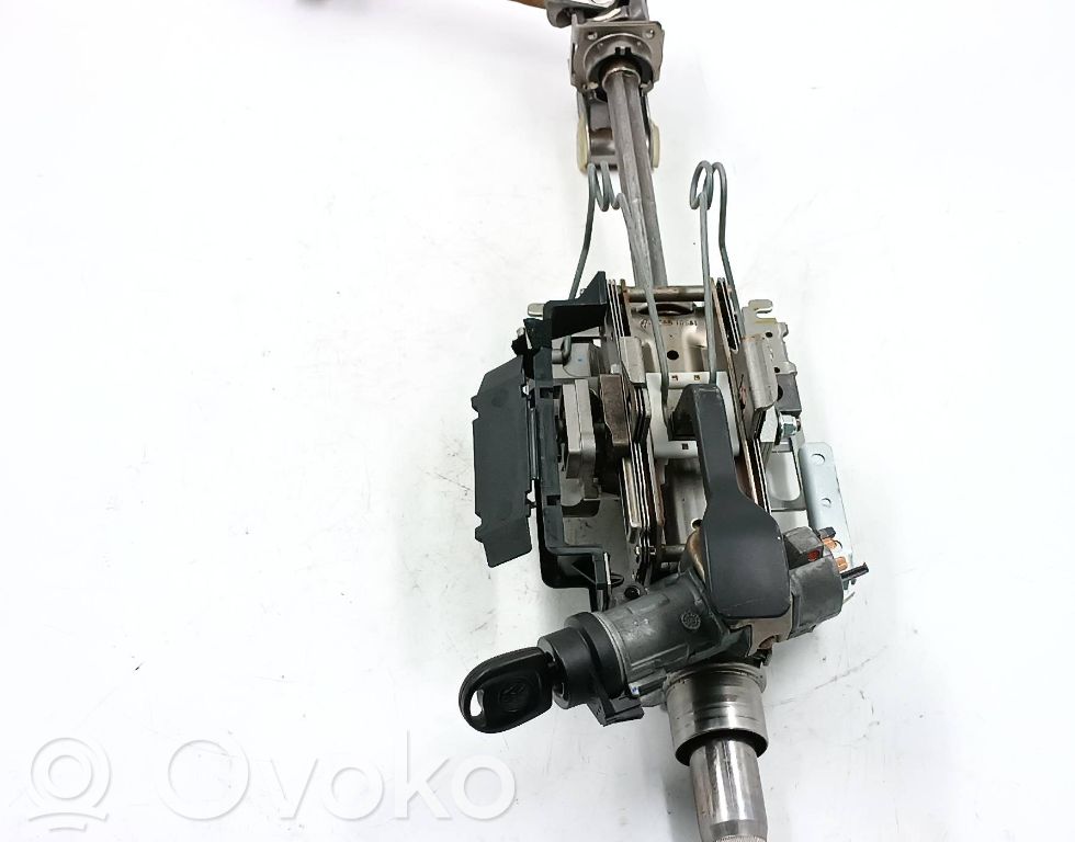 Volkswagen Fox Eje de la columna de dirección 