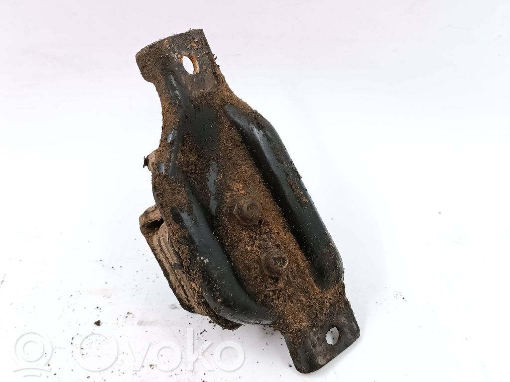 Engine mount bracket   41022FA000,41022FA001