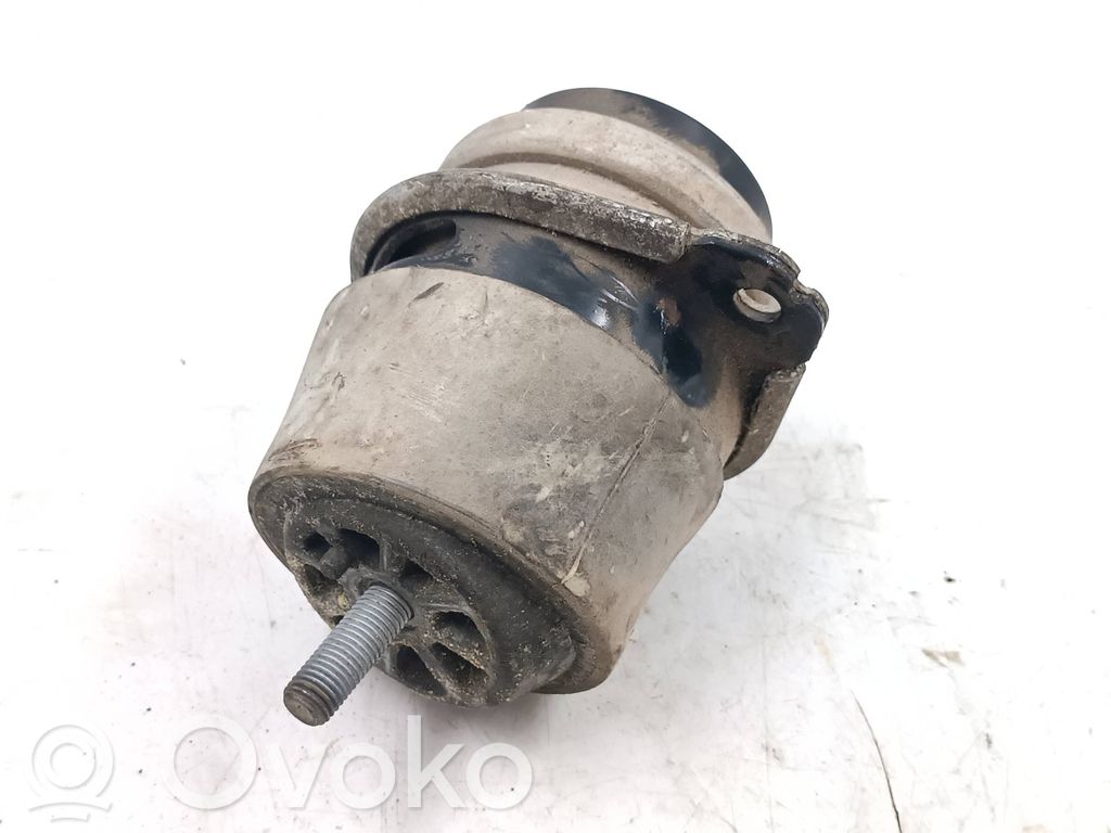 Engine mount bracket   7L8199131A,30082006,7L8199131