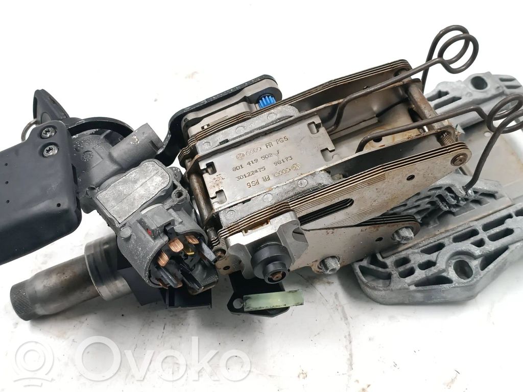 Audi A4 S4 B5 8D Colonne de direction 