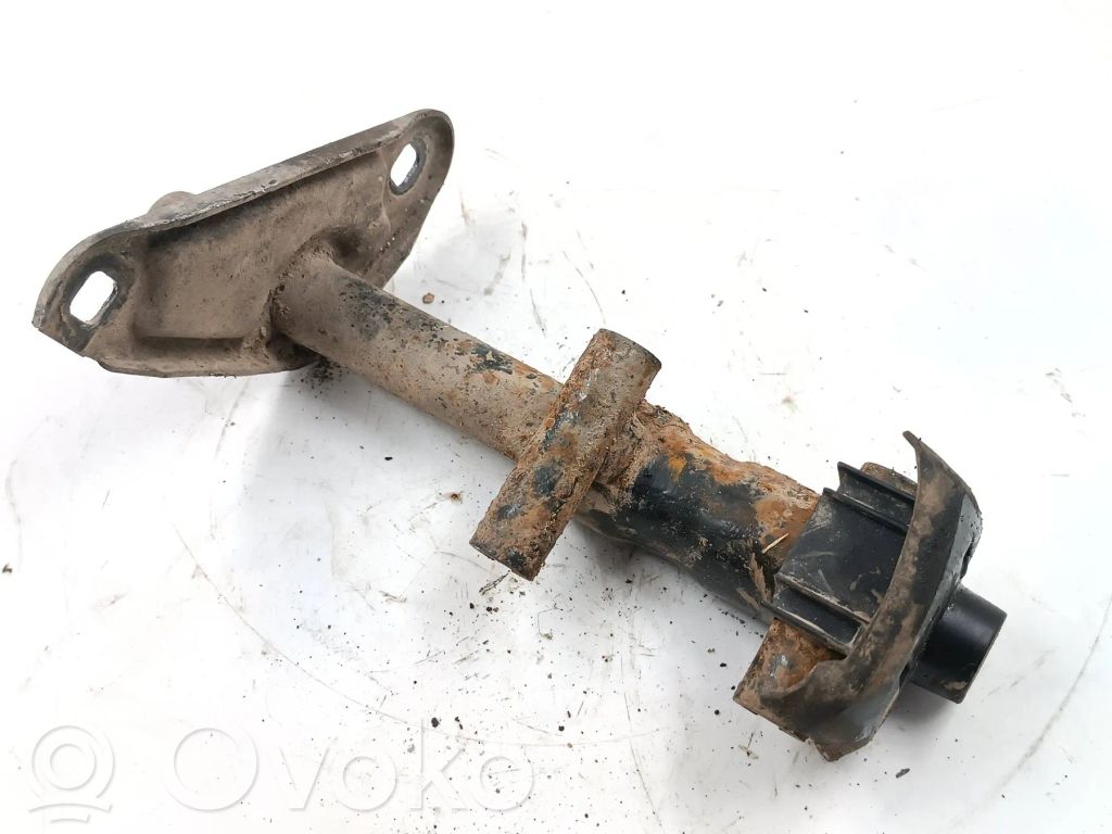 Audi A4 S4 B5 8D Suport montare bară spate 