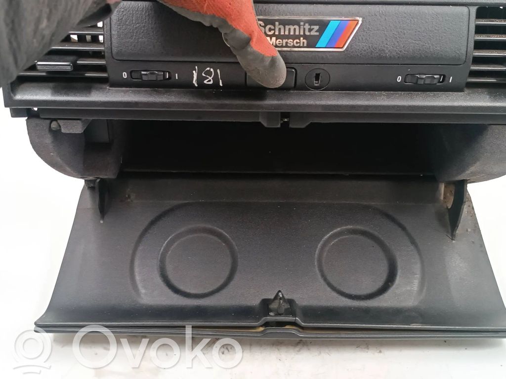 BMW 3 E36 Daiktadėžė 