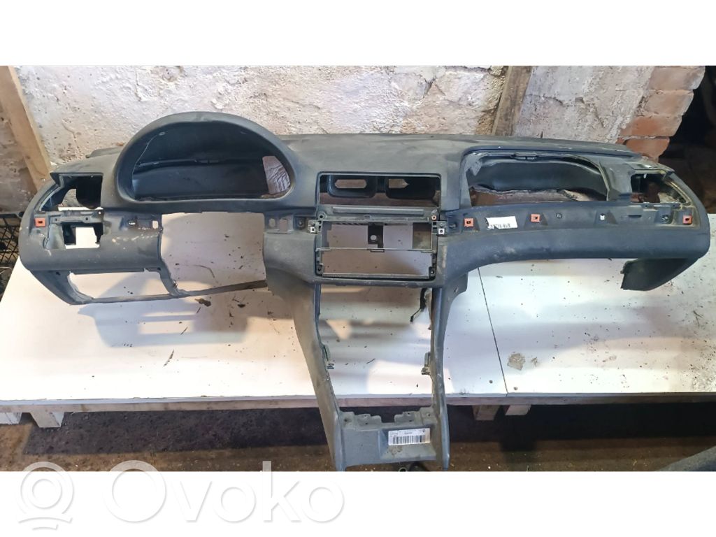 BMW 3 E46 Dashboard 