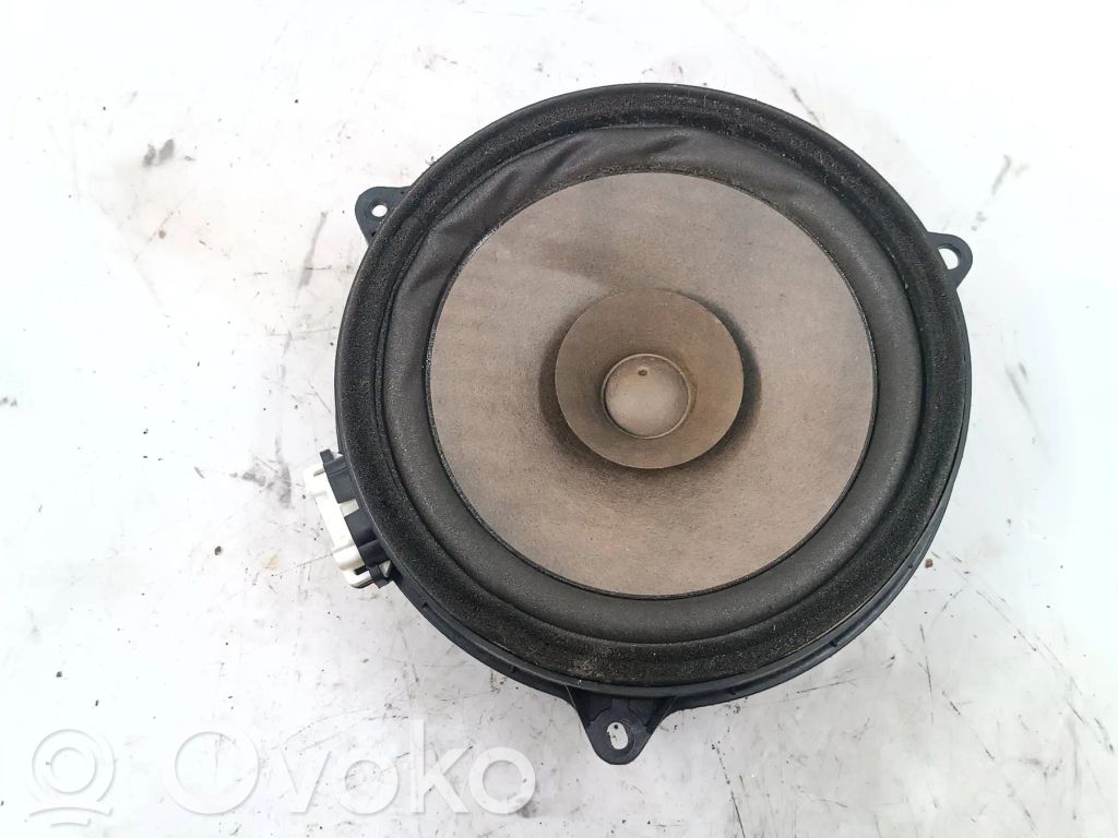 Mazda 2 Skaļrunis (-i) priekšējās durvīs 