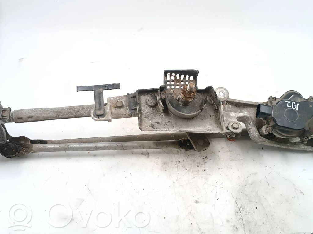 Mazda 2 Front wiper linkage and motor 