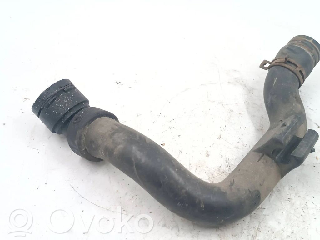 Audi A6 S6 C5 4B Engine coolant pipe/hose 