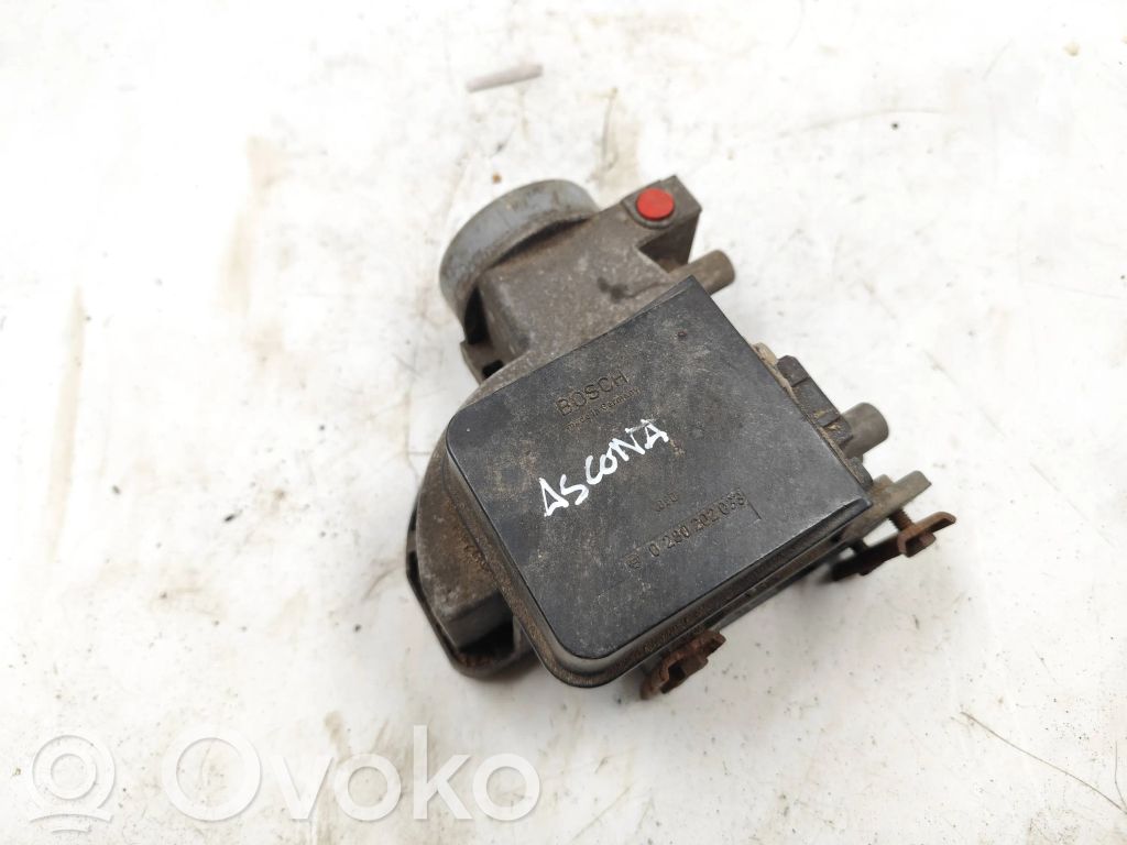 Opel Ascona C Mass air flow meter 