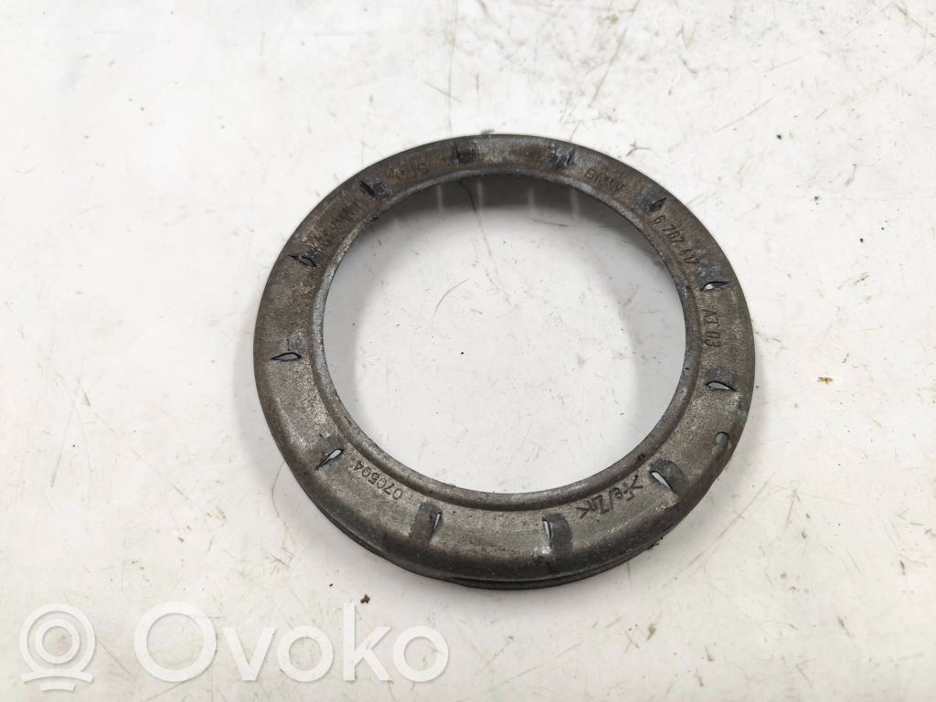 BMW X5 E53 Polttoainesäiliön pumpun ruuvin lukkorenkaan mutteri 