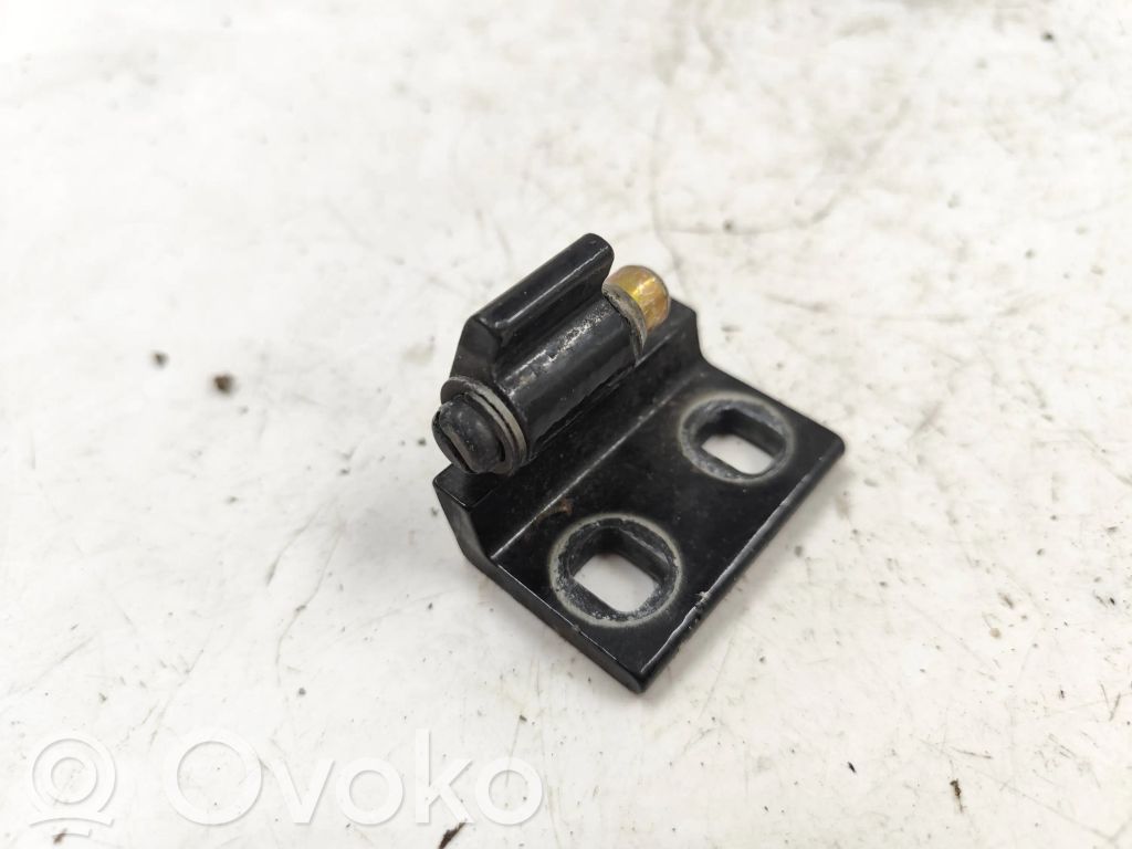 BMW X5 E53 Rear door upper hinge 
