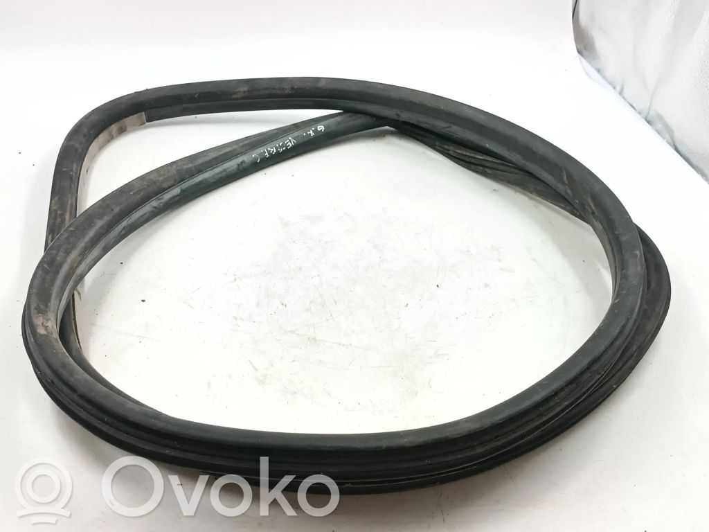 Opel Vectra C Gumowa uszczelka drzwi tylnych 